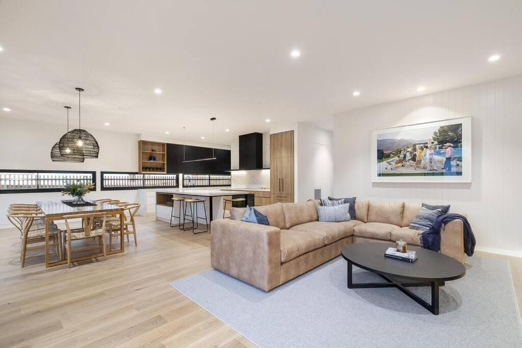 Kirks On Park - Brand New Luxury Home, Great Location Sorrento Esterno foto